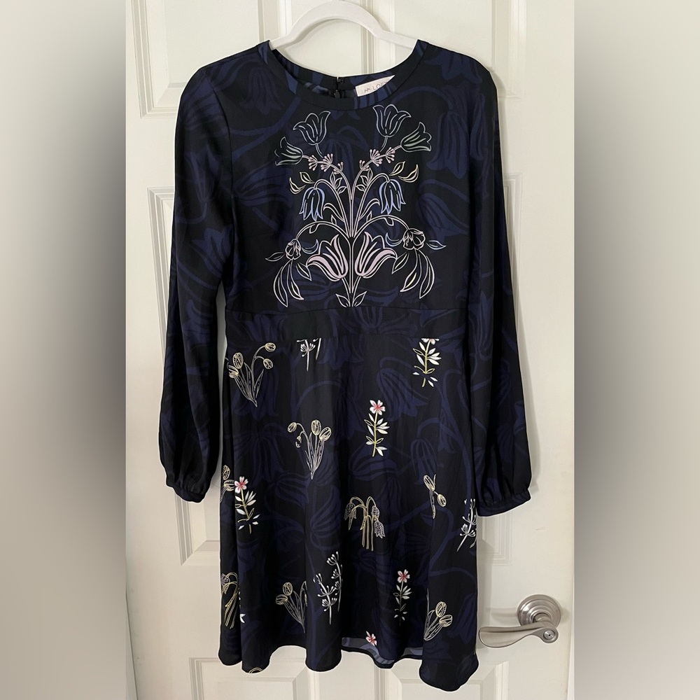 Ann Taylor LOFT Black & Blue Floral Print Long Sleeve A-line Dress, size 6 flowy